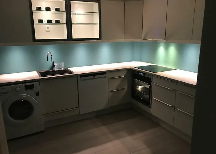 Beautiful Apartment In Central Leknes